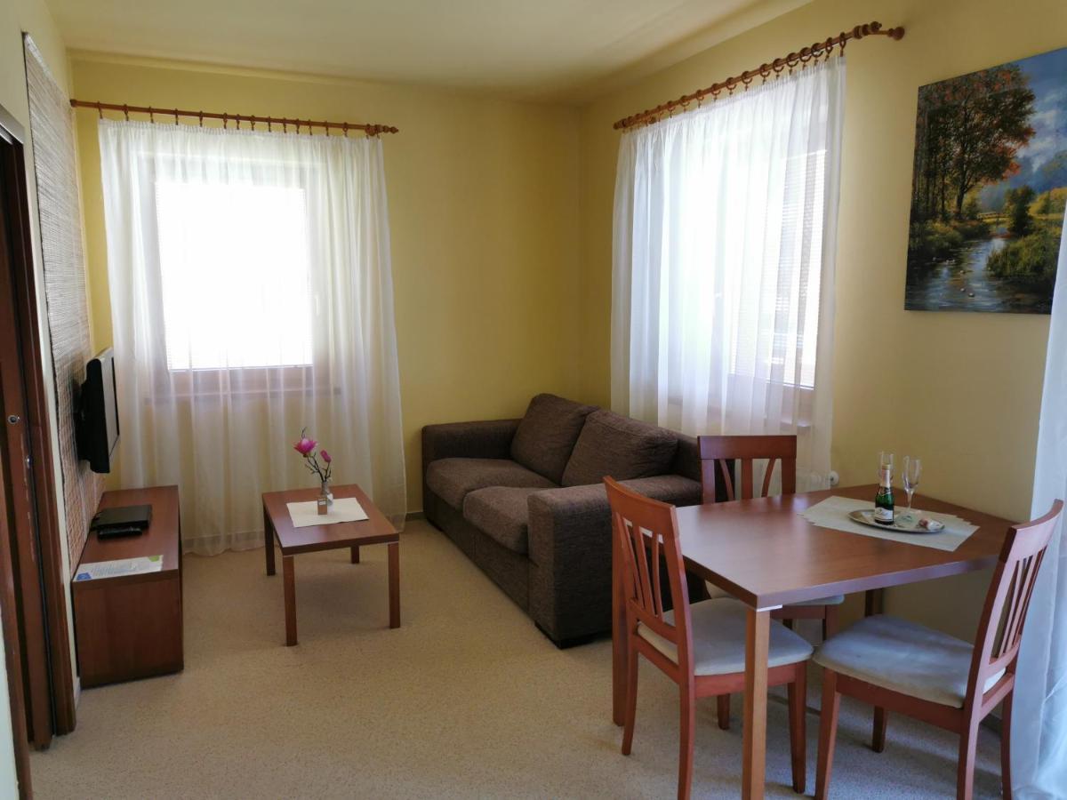 Tatry Golf Apartman Vel'ka Lomnica Extérieur photo